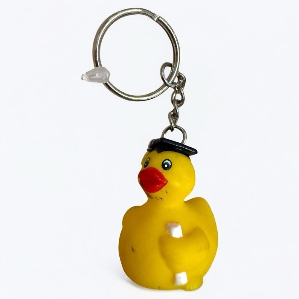 Graduation Duck Keychain Yellow Rubber with Cap & Diploma – Cute Gift Idea